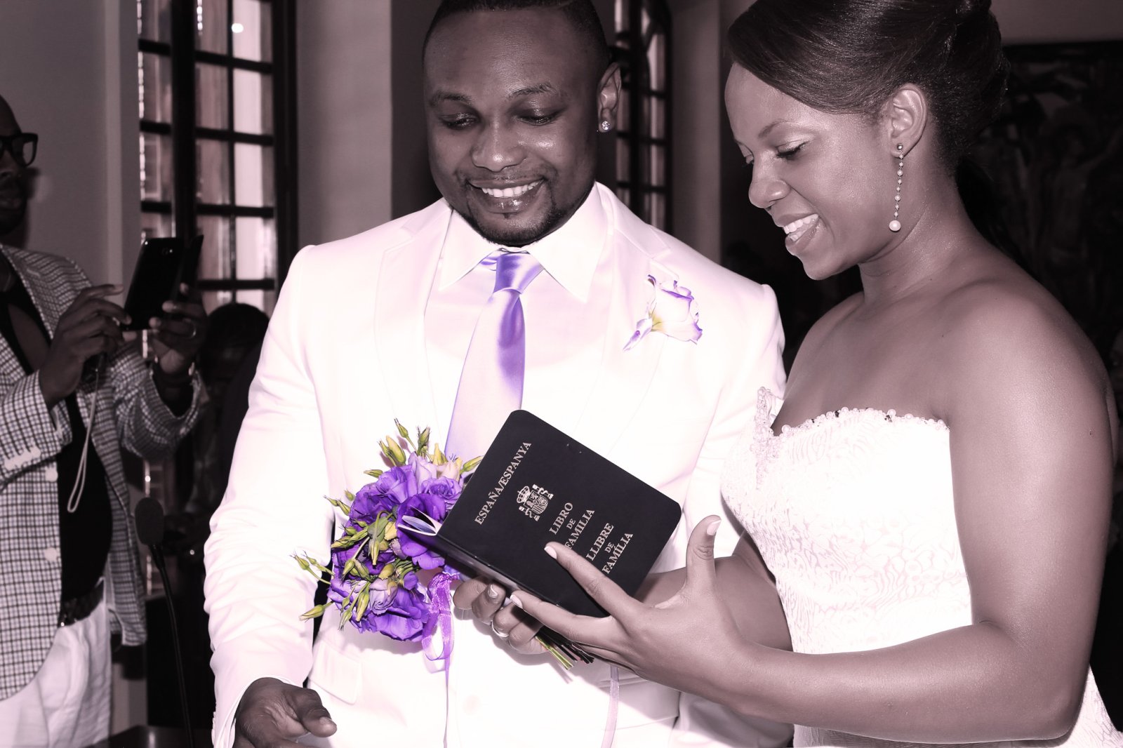 Boda civil Yusif y Skarly